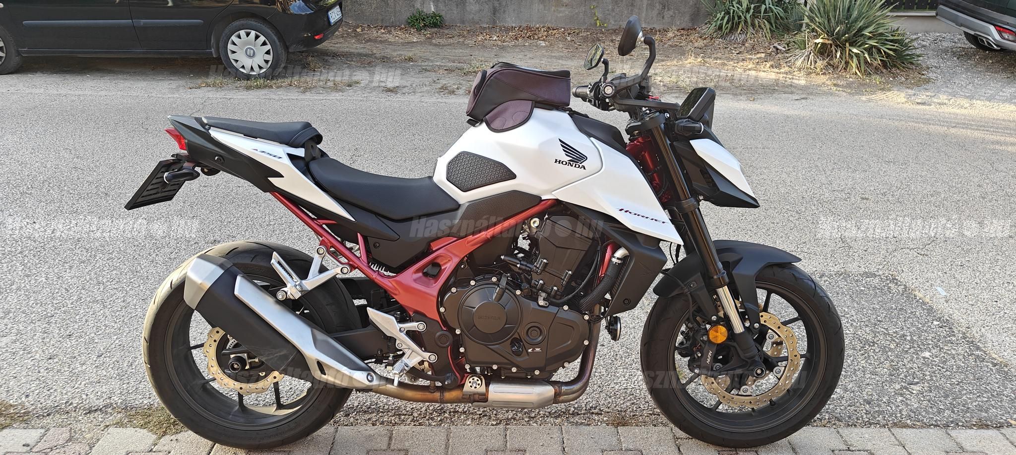 HONDA CB 750 HORNET 2025/5 - 1