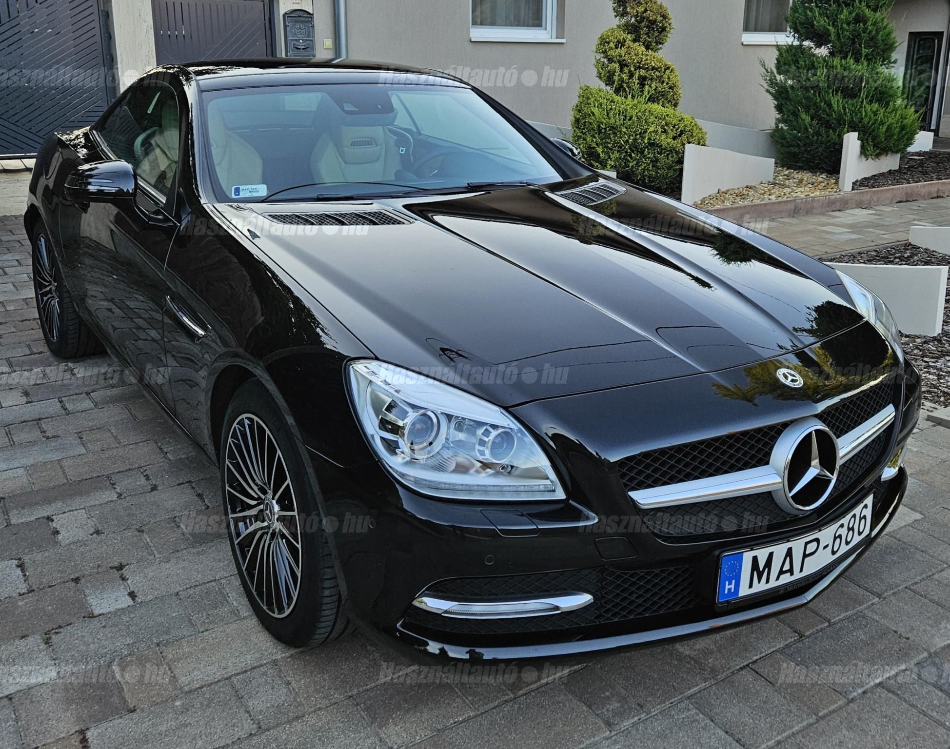 MERCEDES-BENZ SLK 200 2011/8 - 1