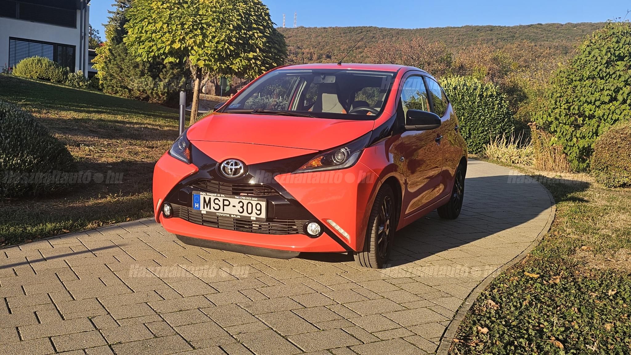 TOYOTA AYGO 2014/6 - 1