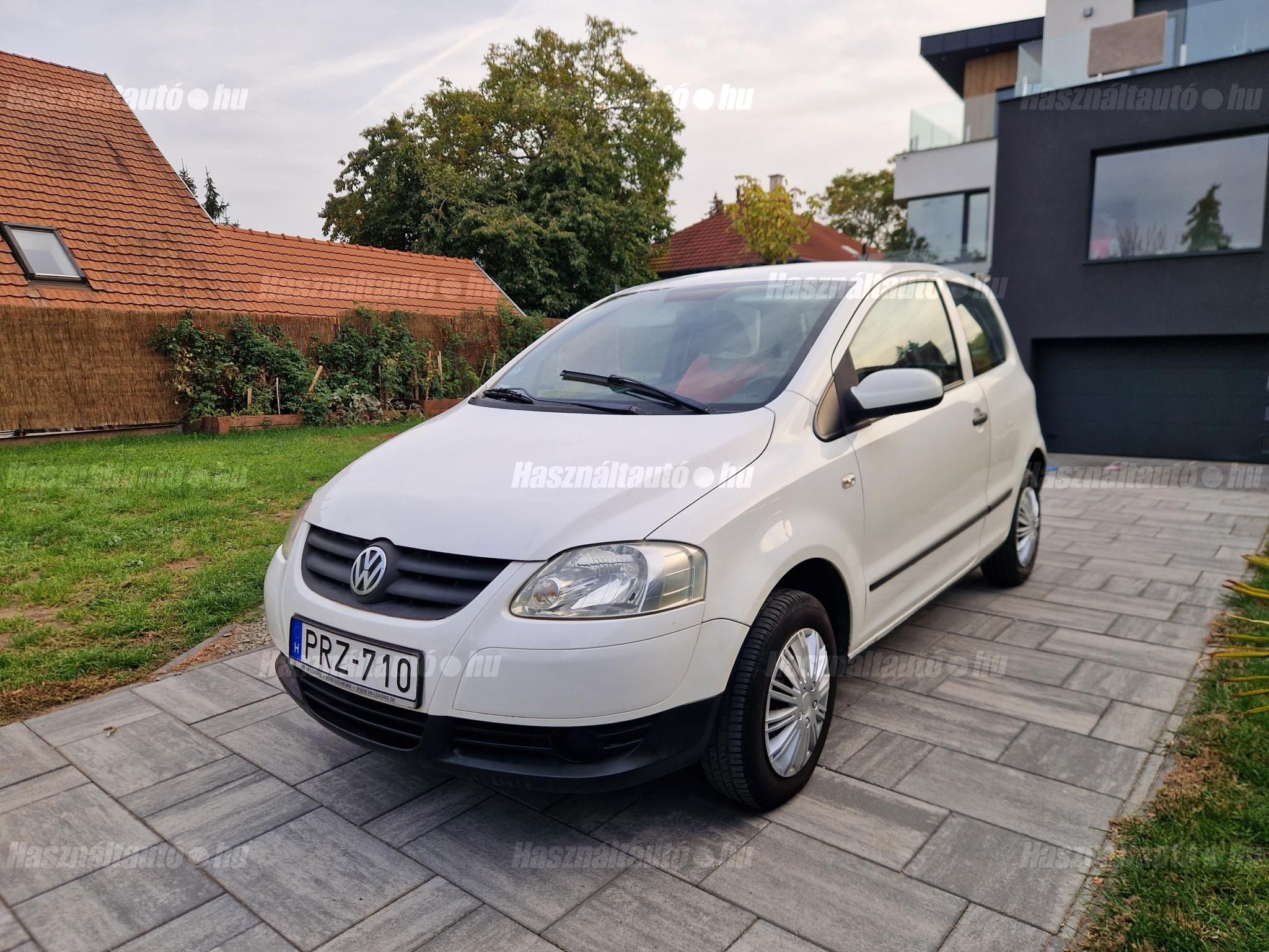 VOLKSWAGEN FOX 2008/7 - 1