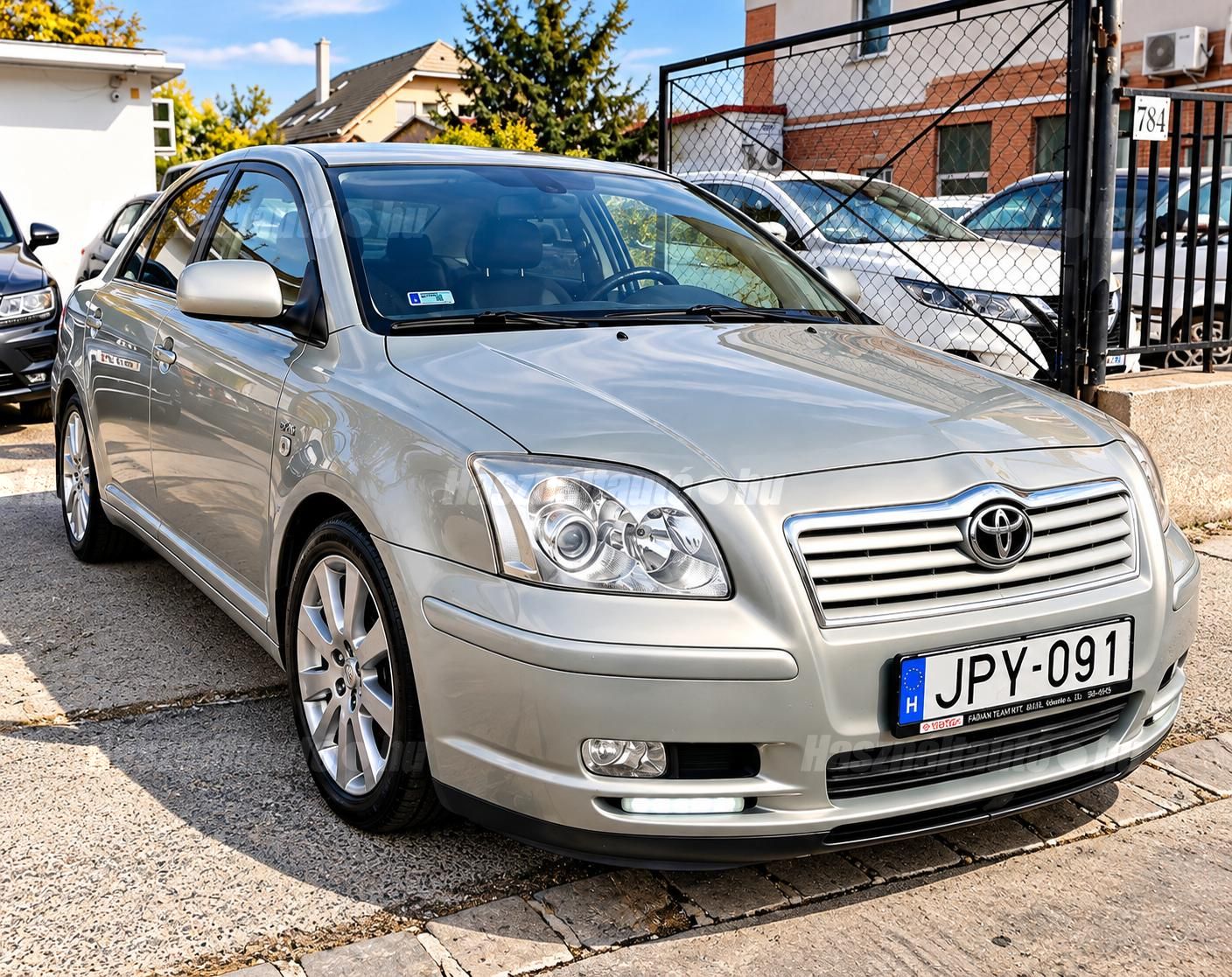 TOYOTA AVENSIS 2004/8 - 1