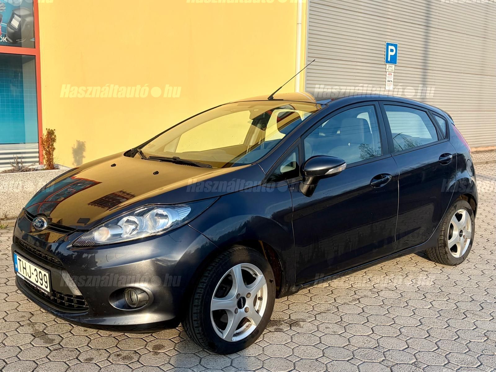 FORD FIESTA 2010/6 - 1