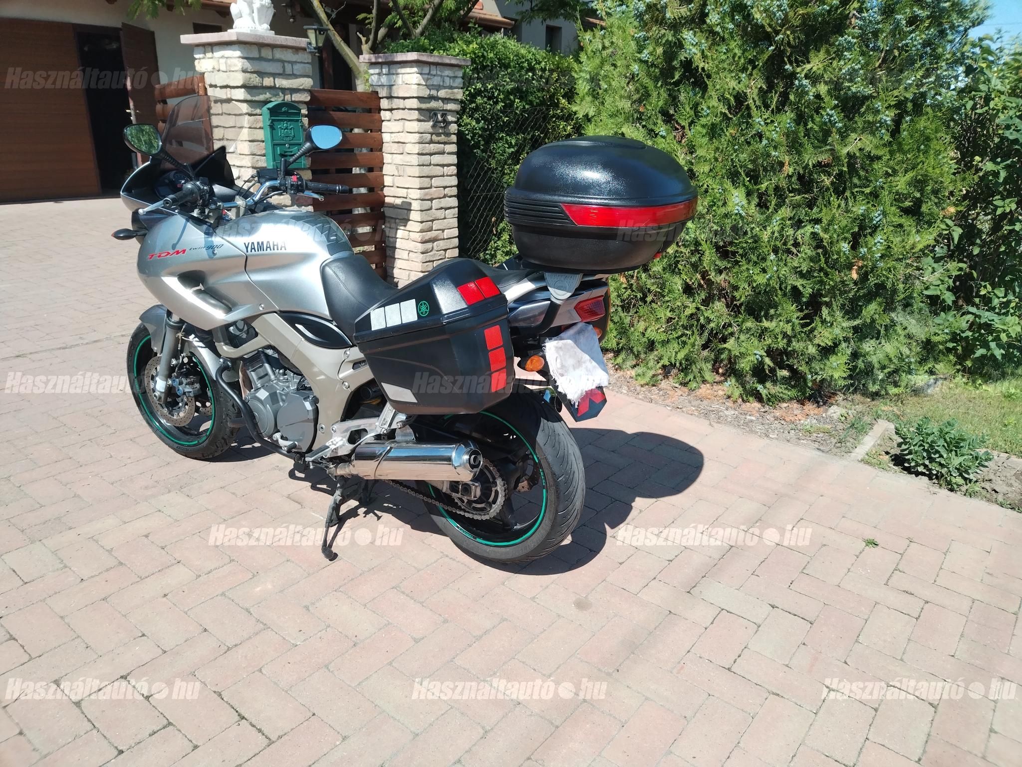 YAMAHA TDM 900 2002 - 1