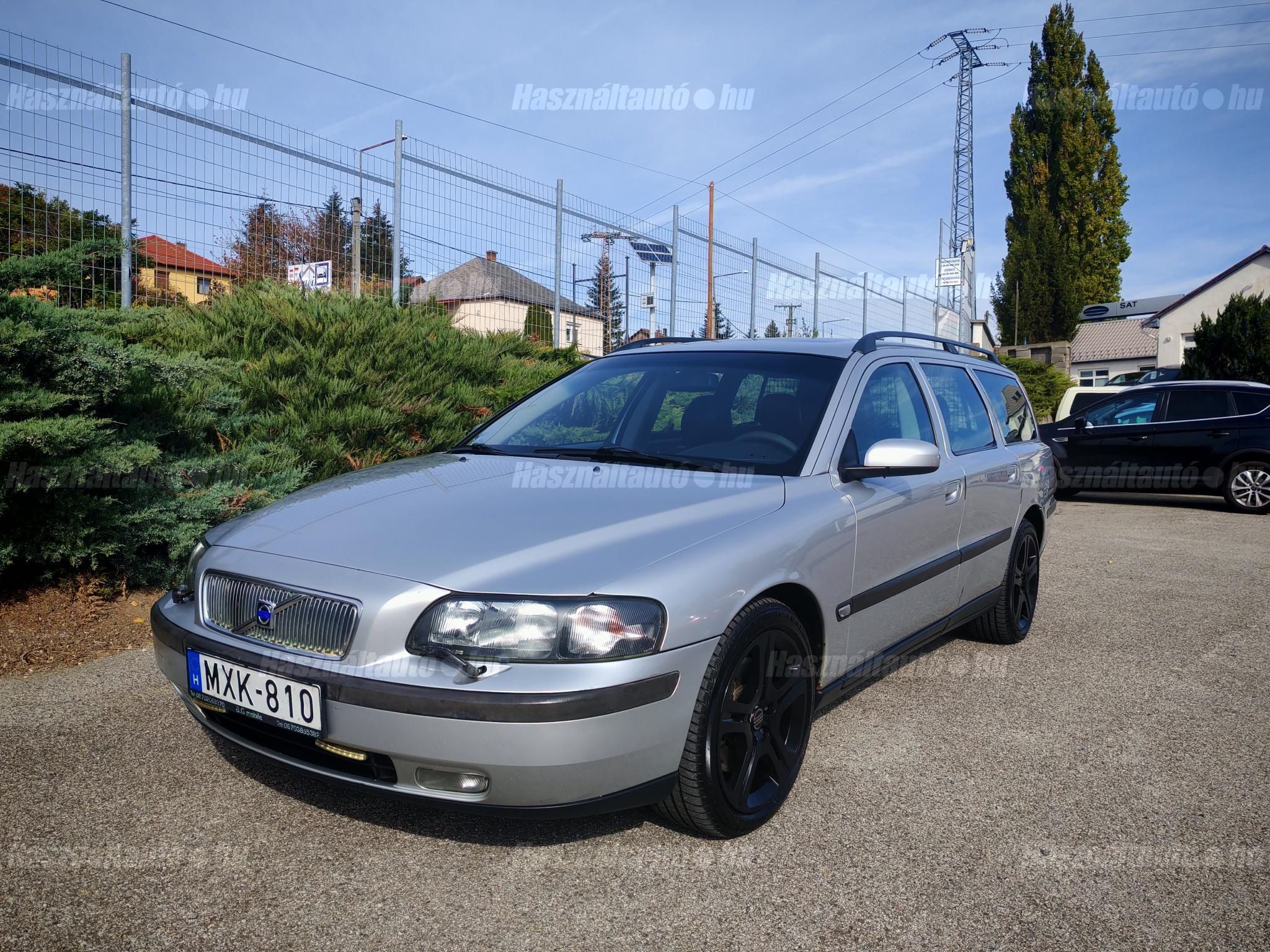 VOLVO V70 2004/2 - 1