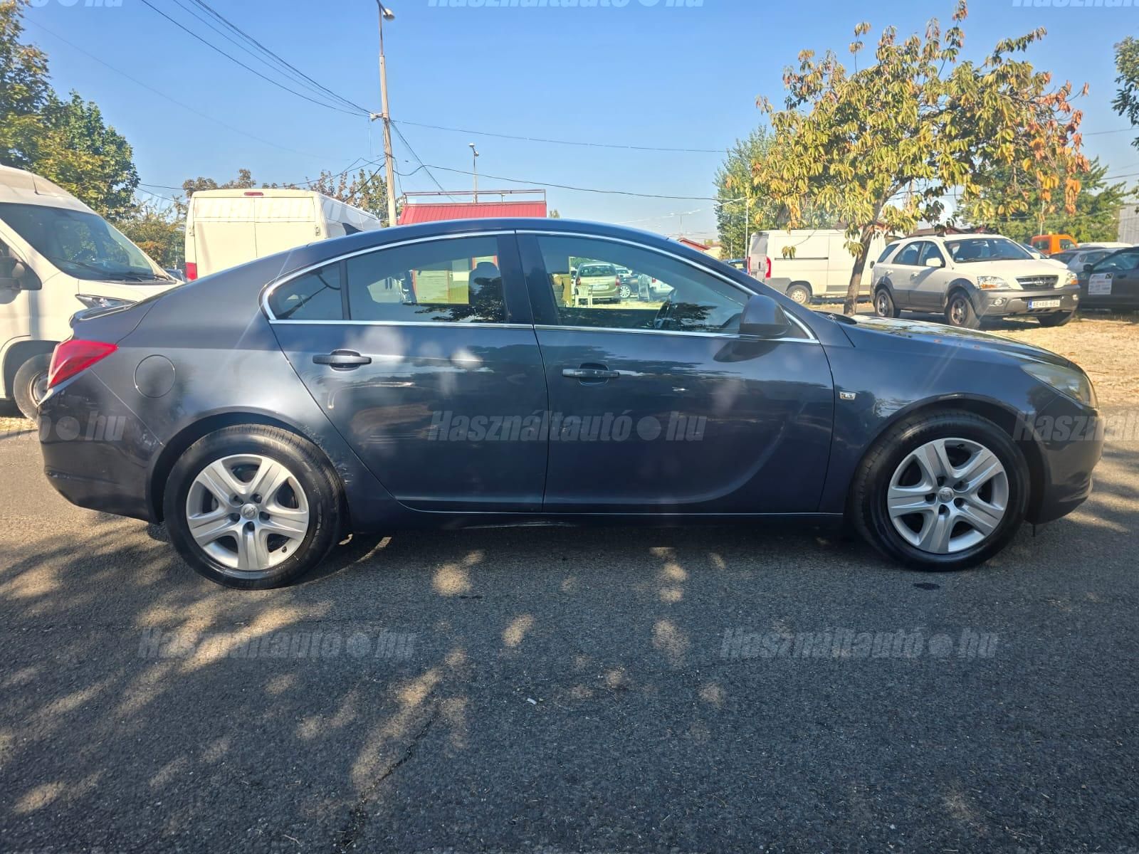 OPEL INSIGNIA 2010/10 - 1