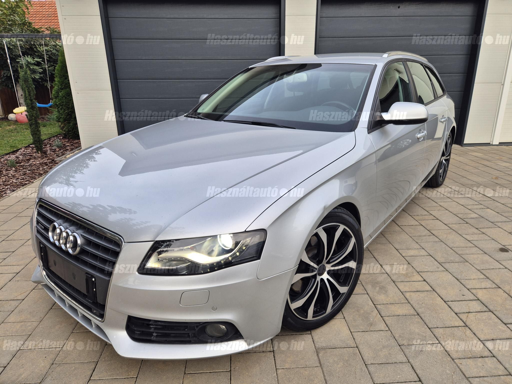 AUDI A4 2010/10 - 1