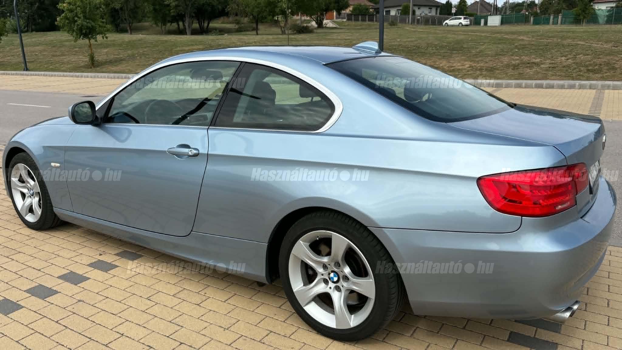 BMW 325 2011/10 - 1