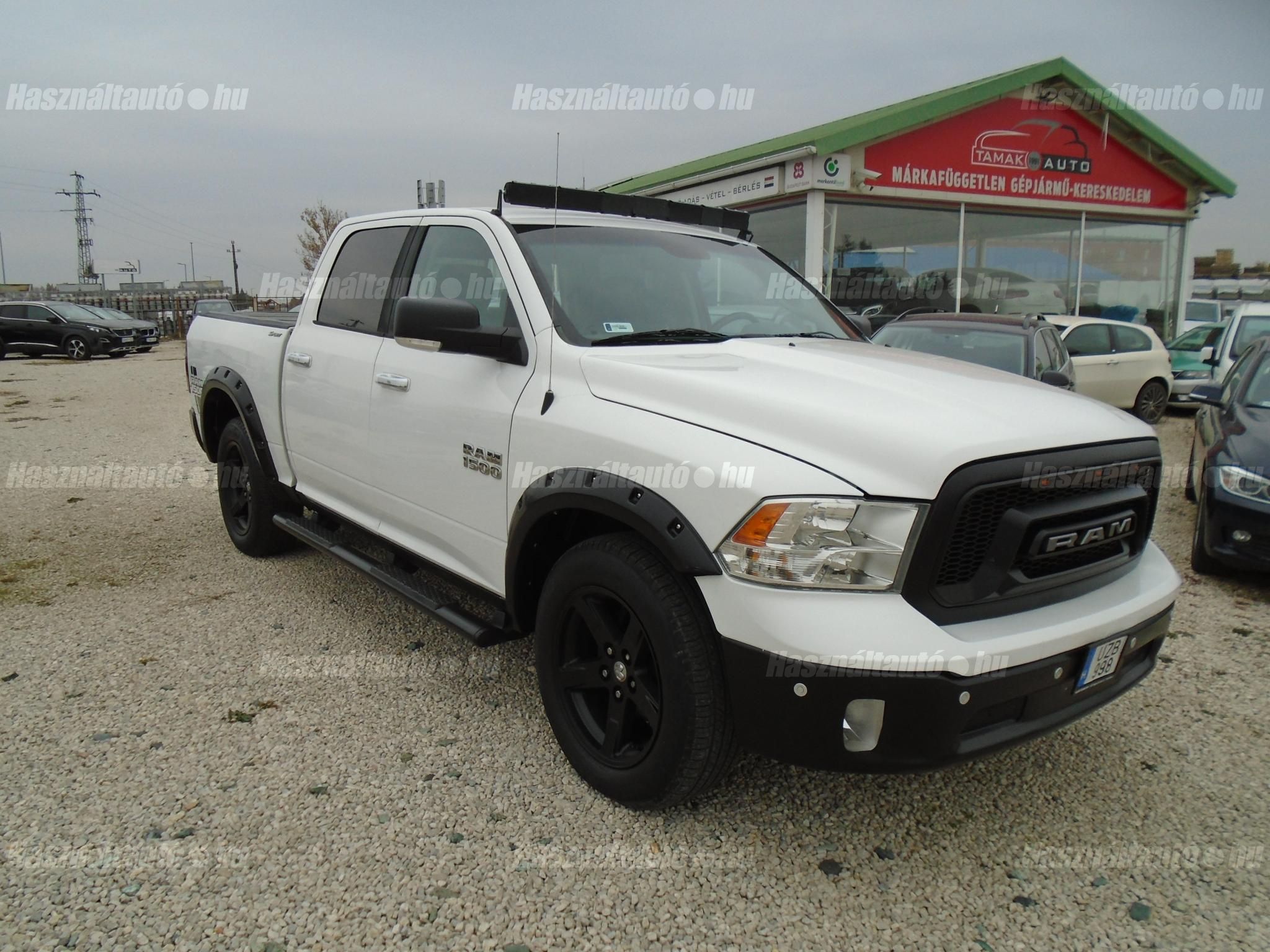 DODGE RAM 2015/6 - 1