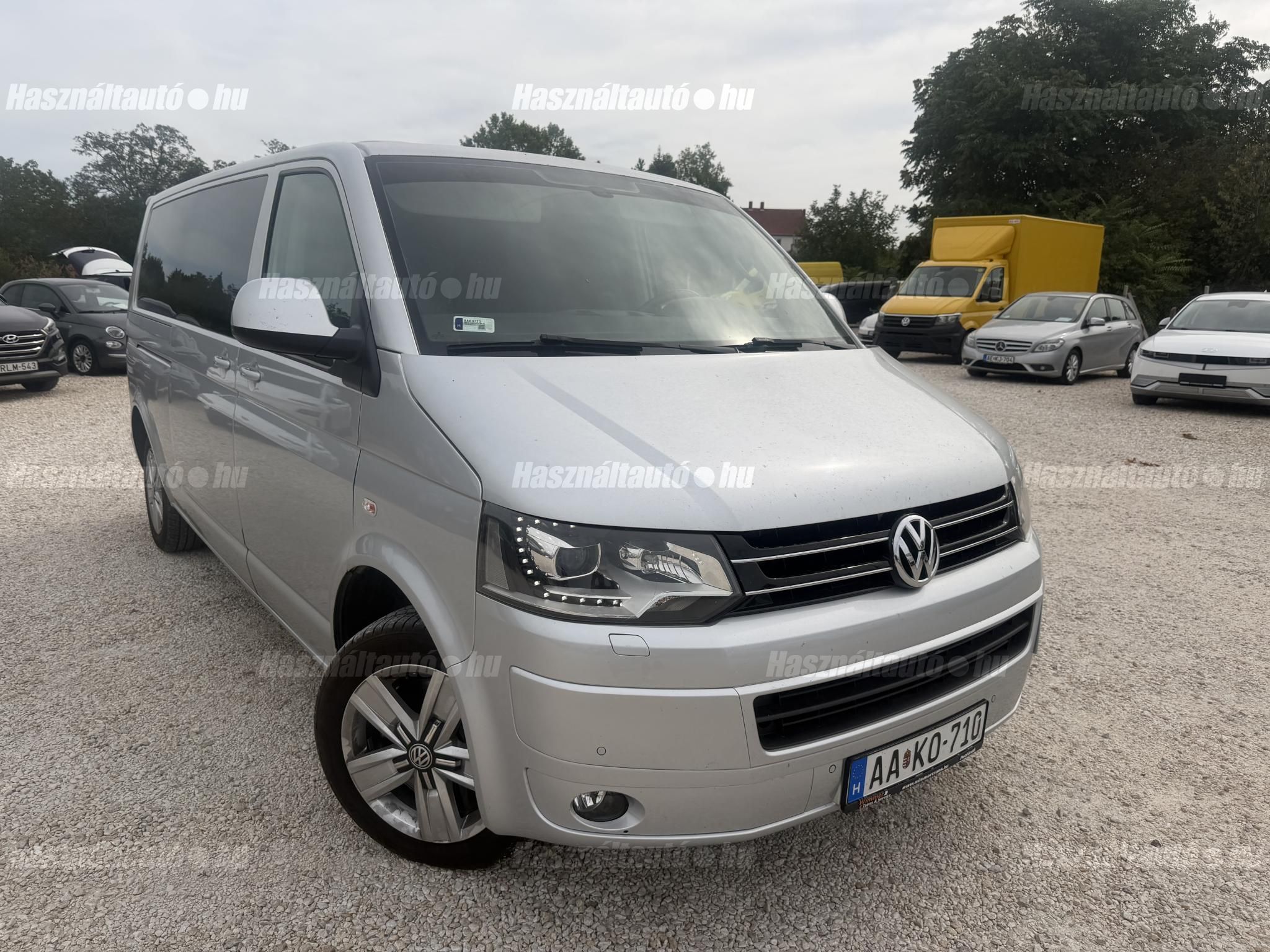 VOLKSWAGEN CARAVELLE 2015/8 - 1