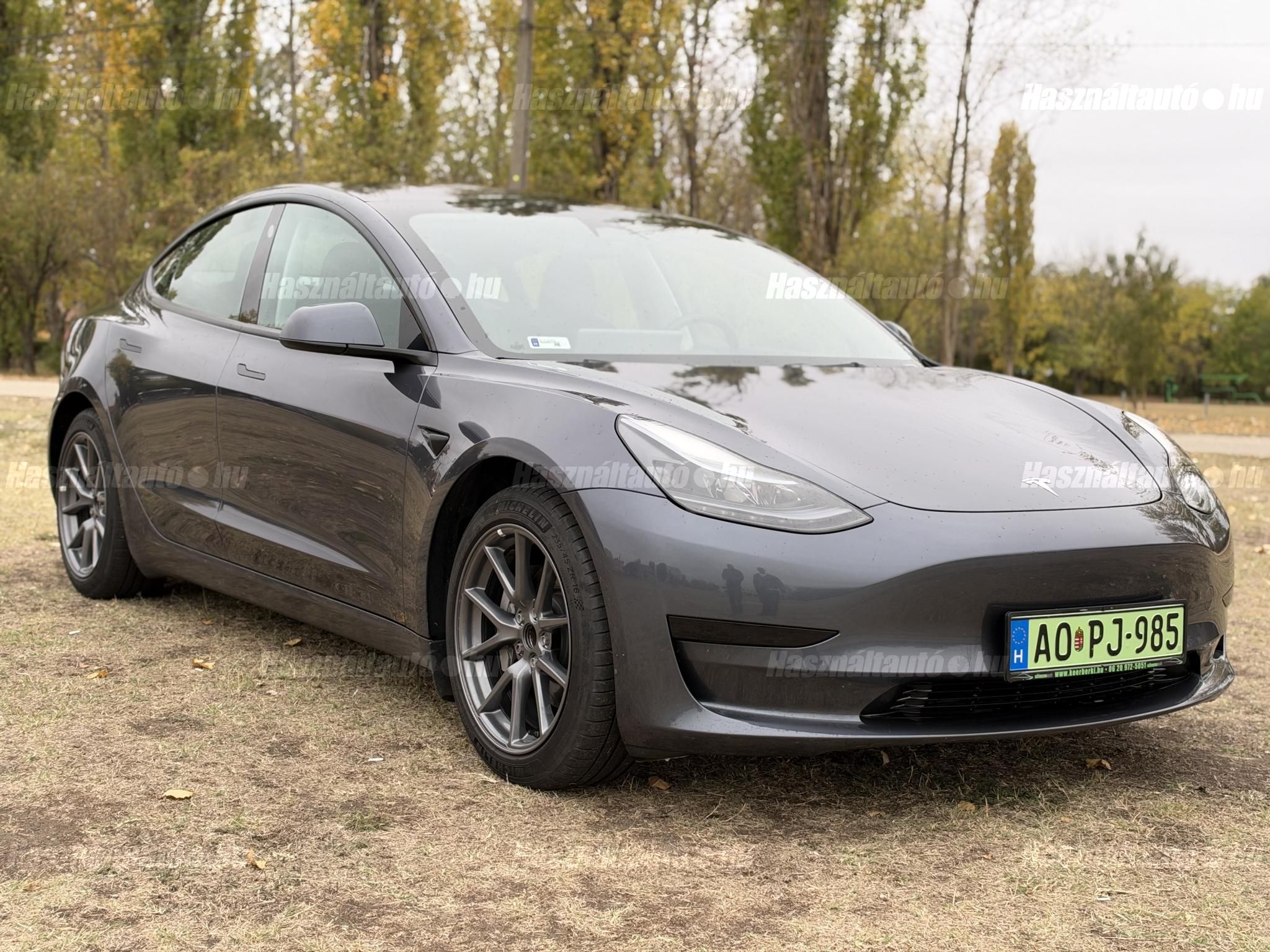 TESLA MODEL 3 2022/12 - 1