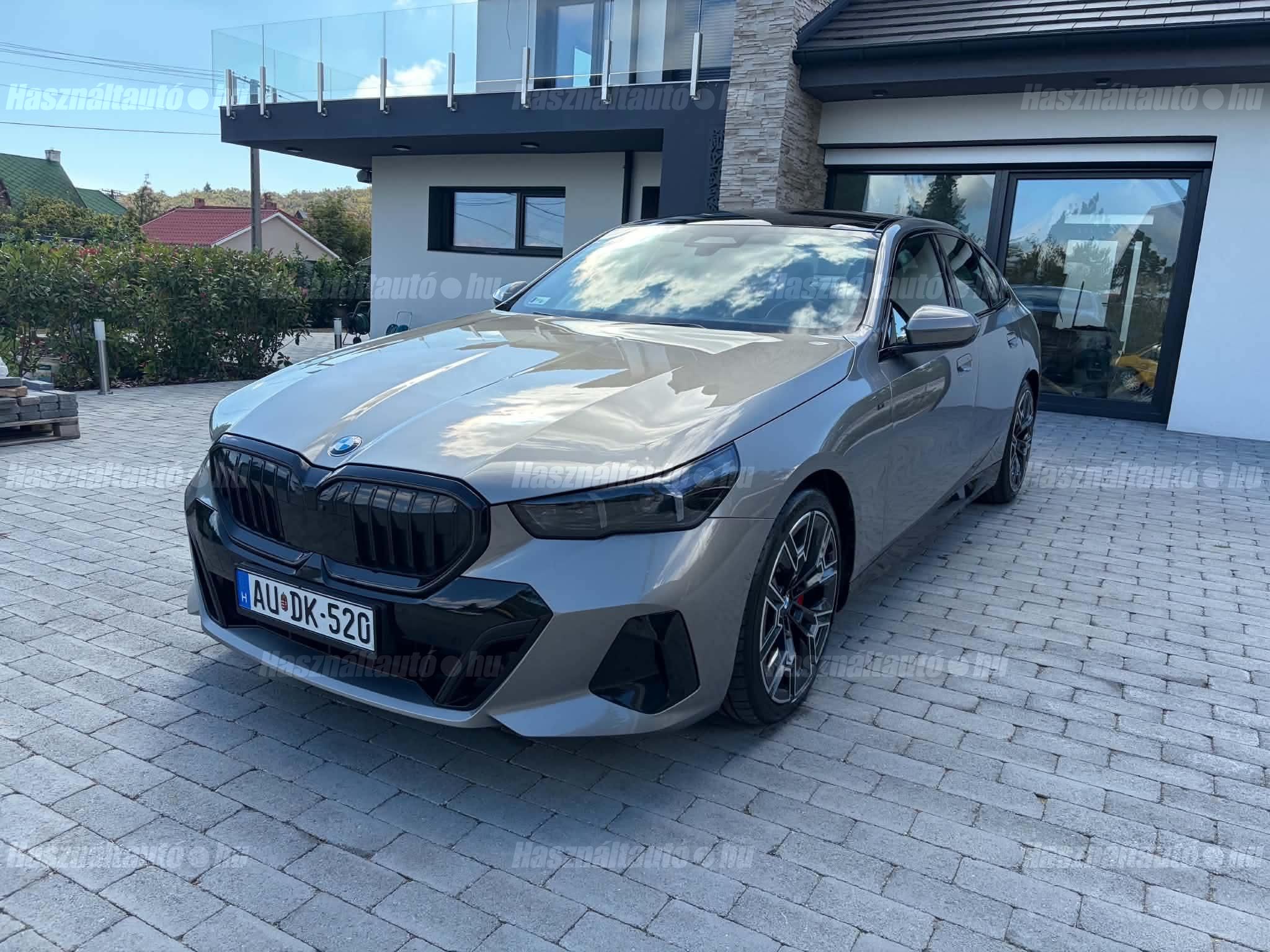 BMW 520 2024/2 - 1