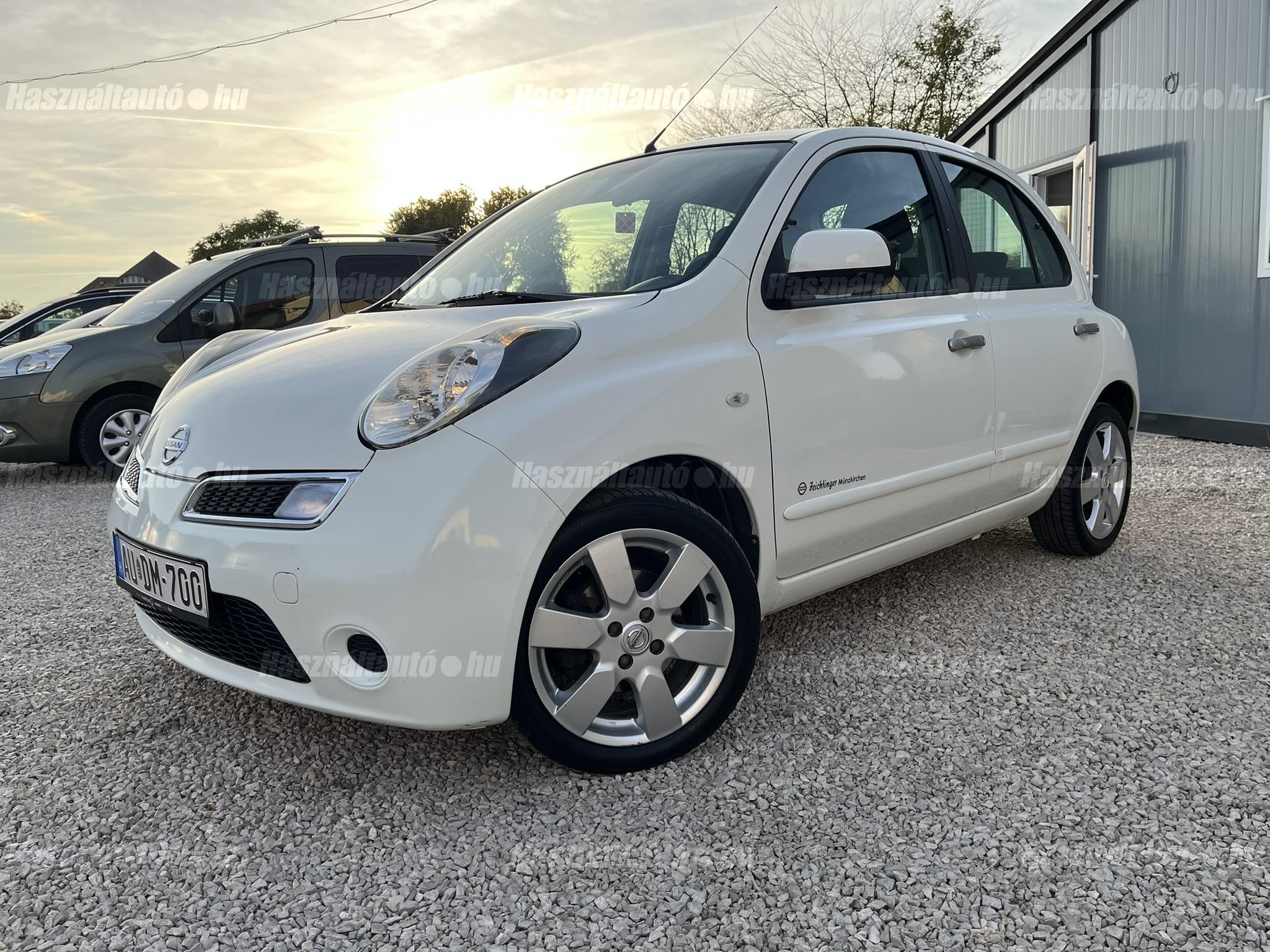 NISSAN MICRA 2010/5 - 1