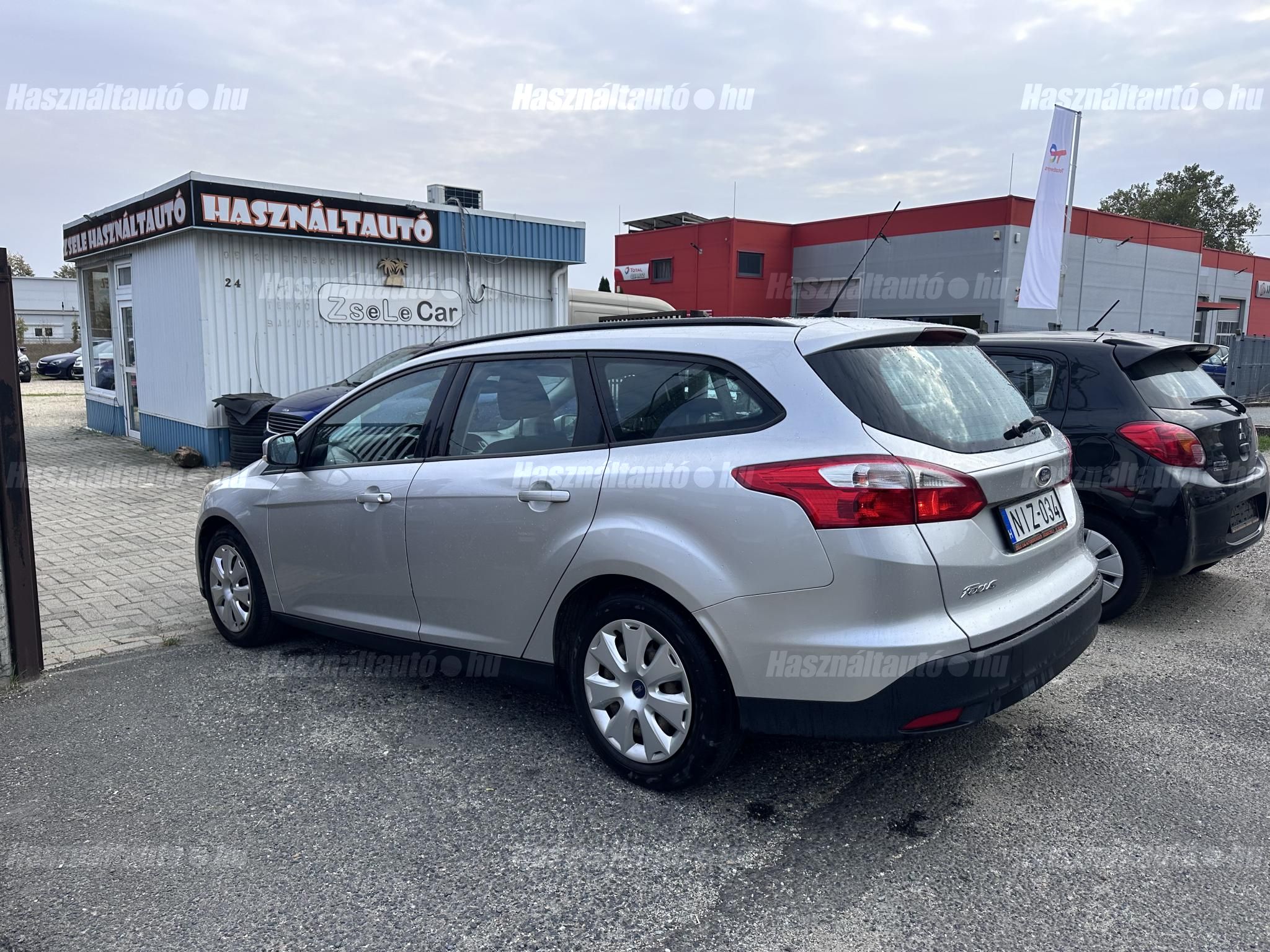 FORD FOCUS 2012/4 - 1