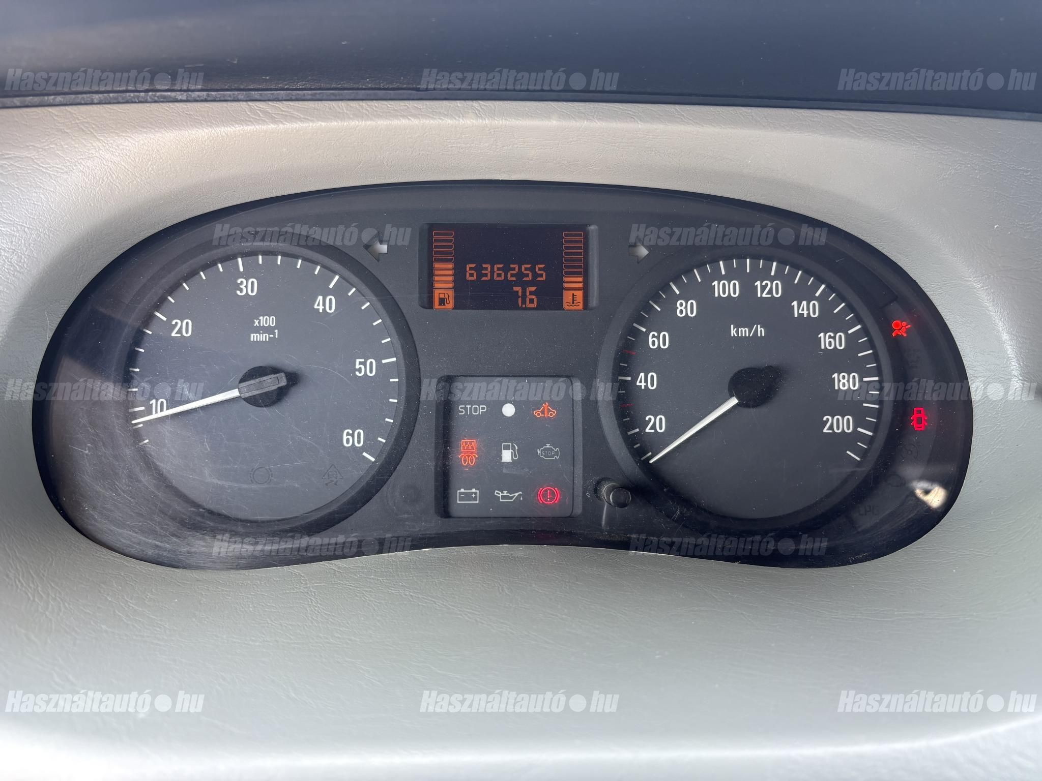 OPEL VIVARO 2005 - 1
