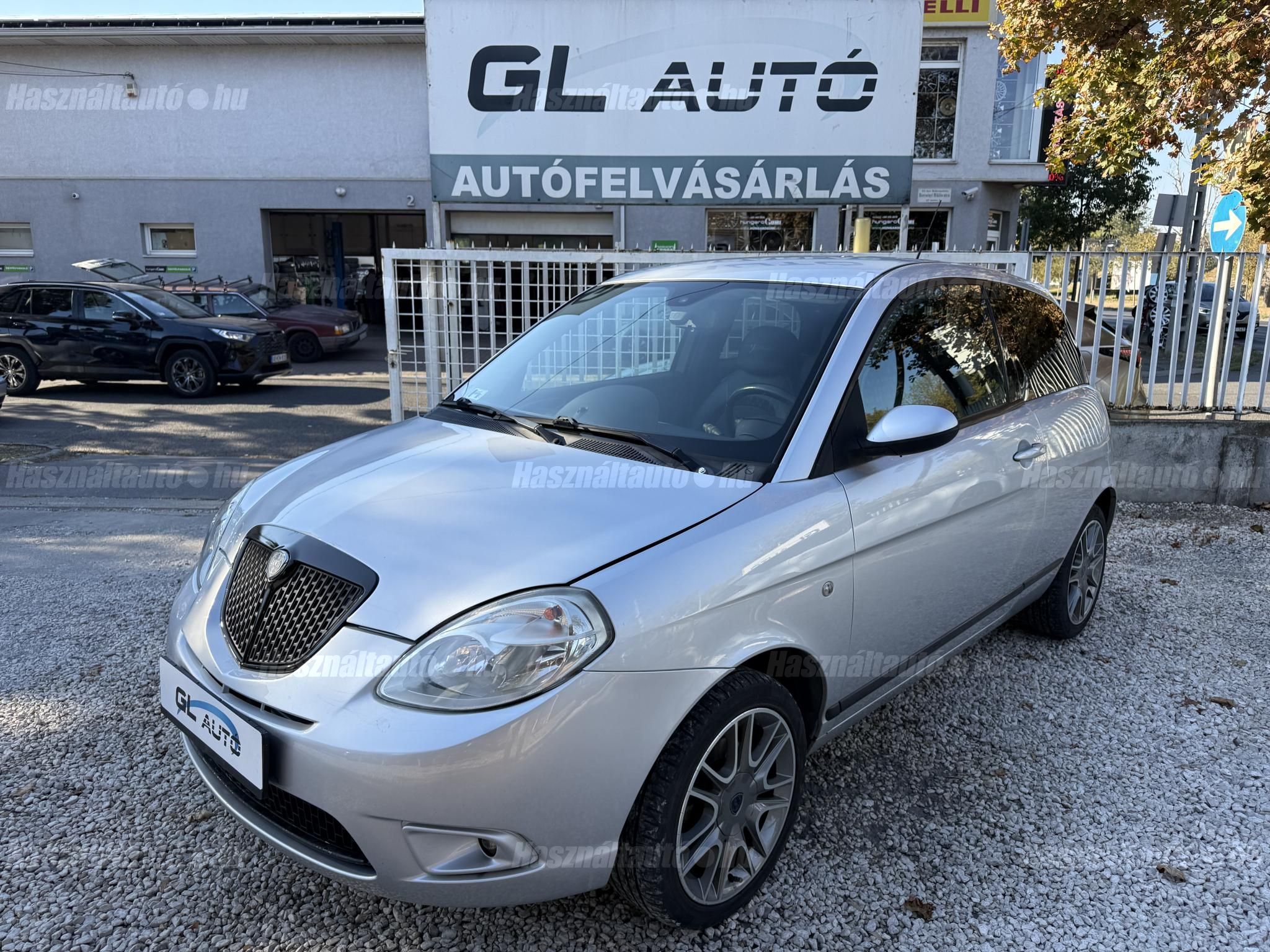 LANCIA YPSILON 2007/12 - 1