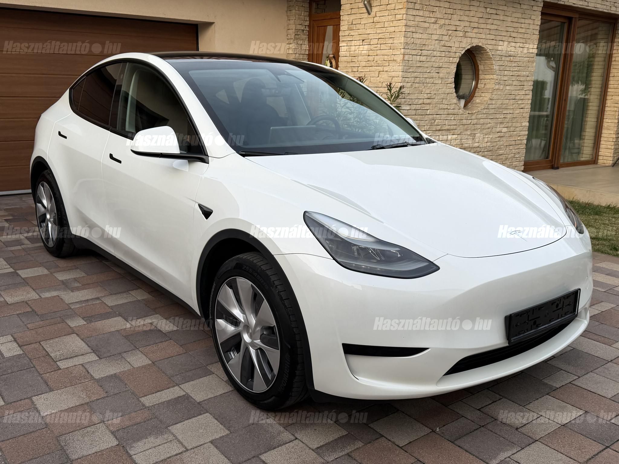 TESLA MODEL Y 2024/4 - 1
