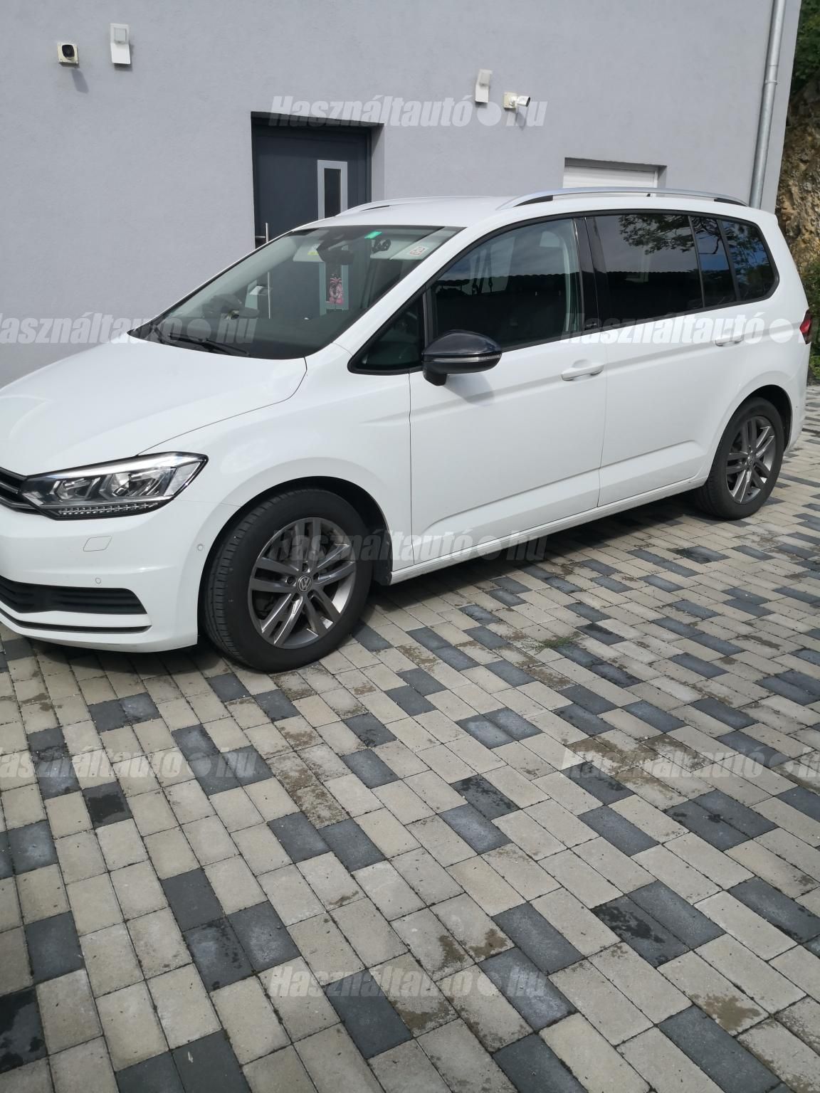 VOLKSWAGEN TOURAN 2019/5 - 1
