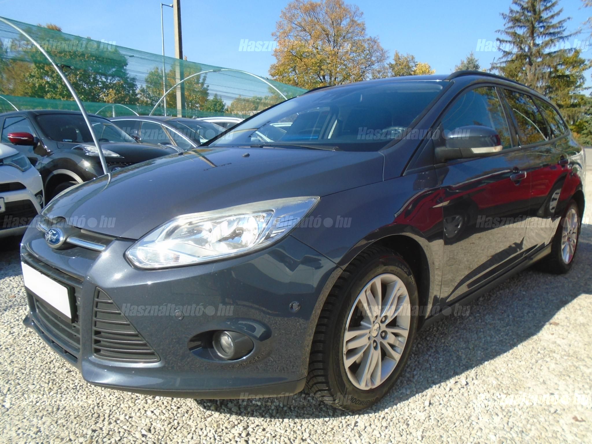 FORD FOCUS 2011/12 - 1