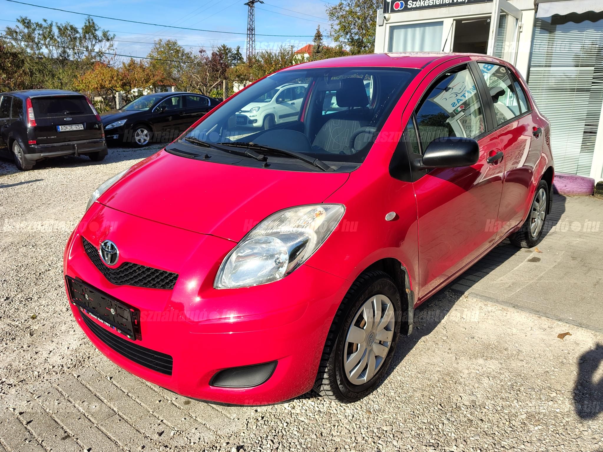 TOYOTA YARIS 2010/10 - 1