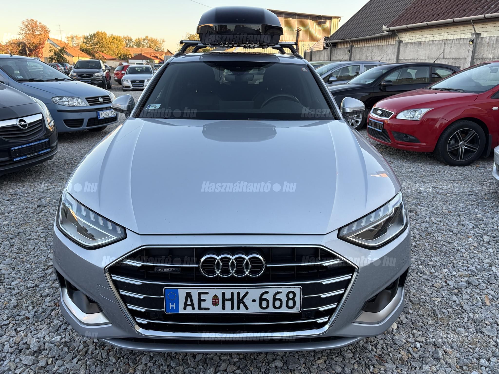 AUDI A4 2023/11 - 1