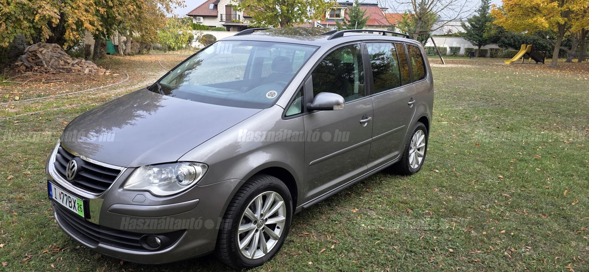 VOLKSWAGEN TOURAN 2007/9 - 1