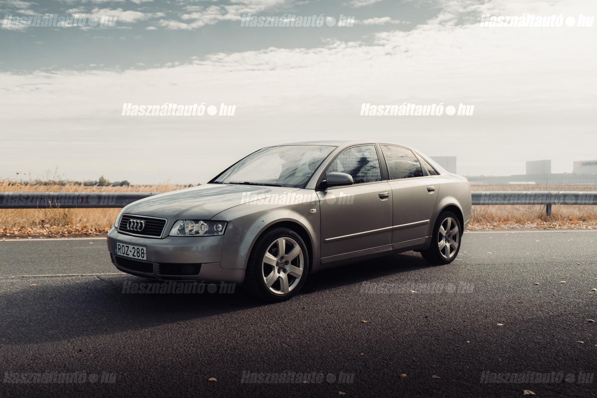 AUDI A4 2003/10 - 1