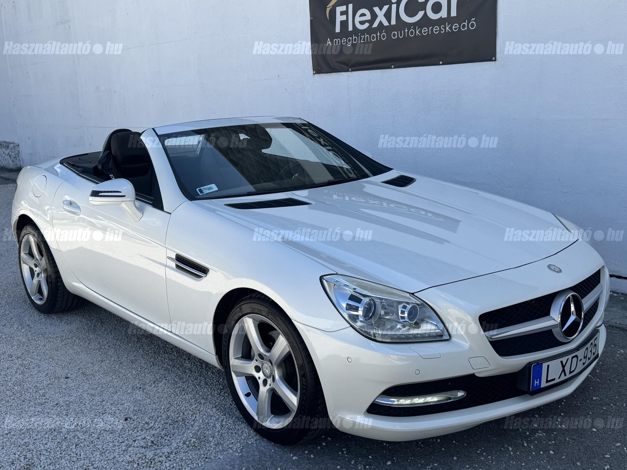 MERCEDES-BENZ SLK 200 2011/7 - 1