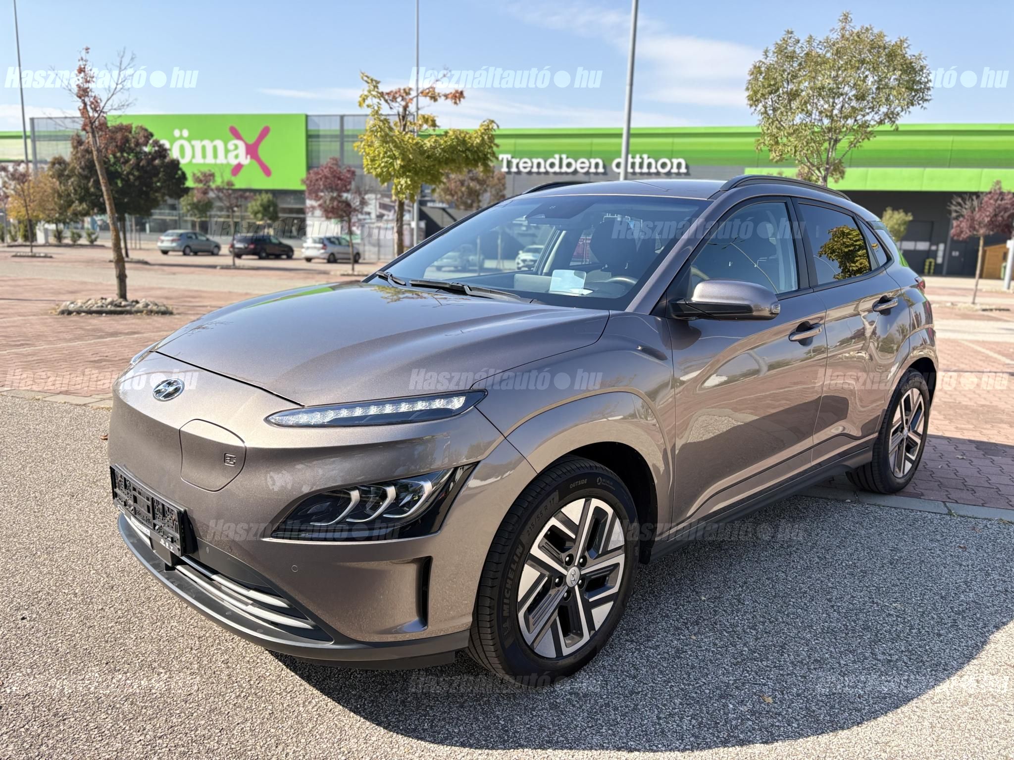 HYUNDAI KONA 2022/8 - 1