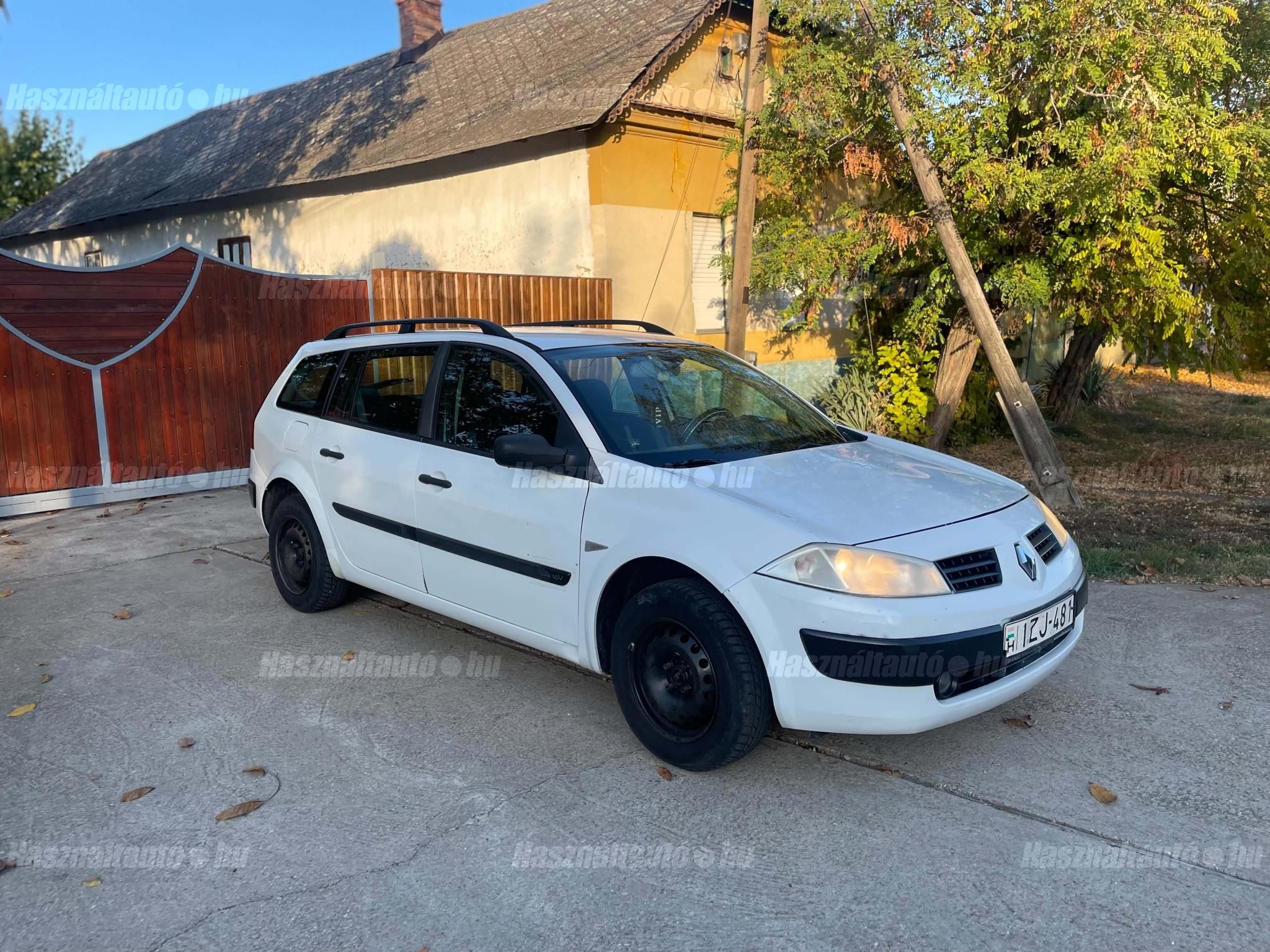 RENAULT MEGANE 2004/8 - 1