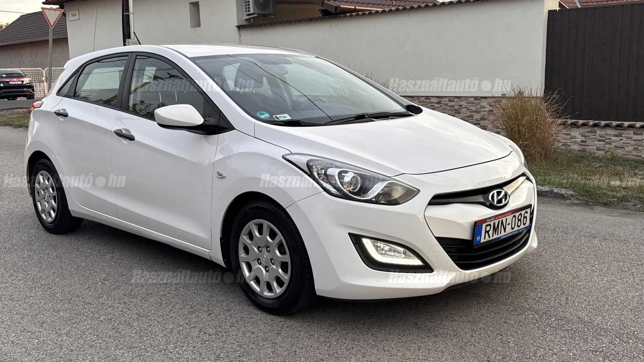 HYUNDAI I30 2013/2 - 1