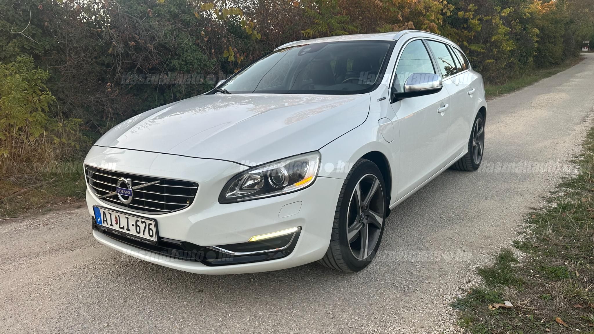 VOLVO V60 2013/9 - 1
