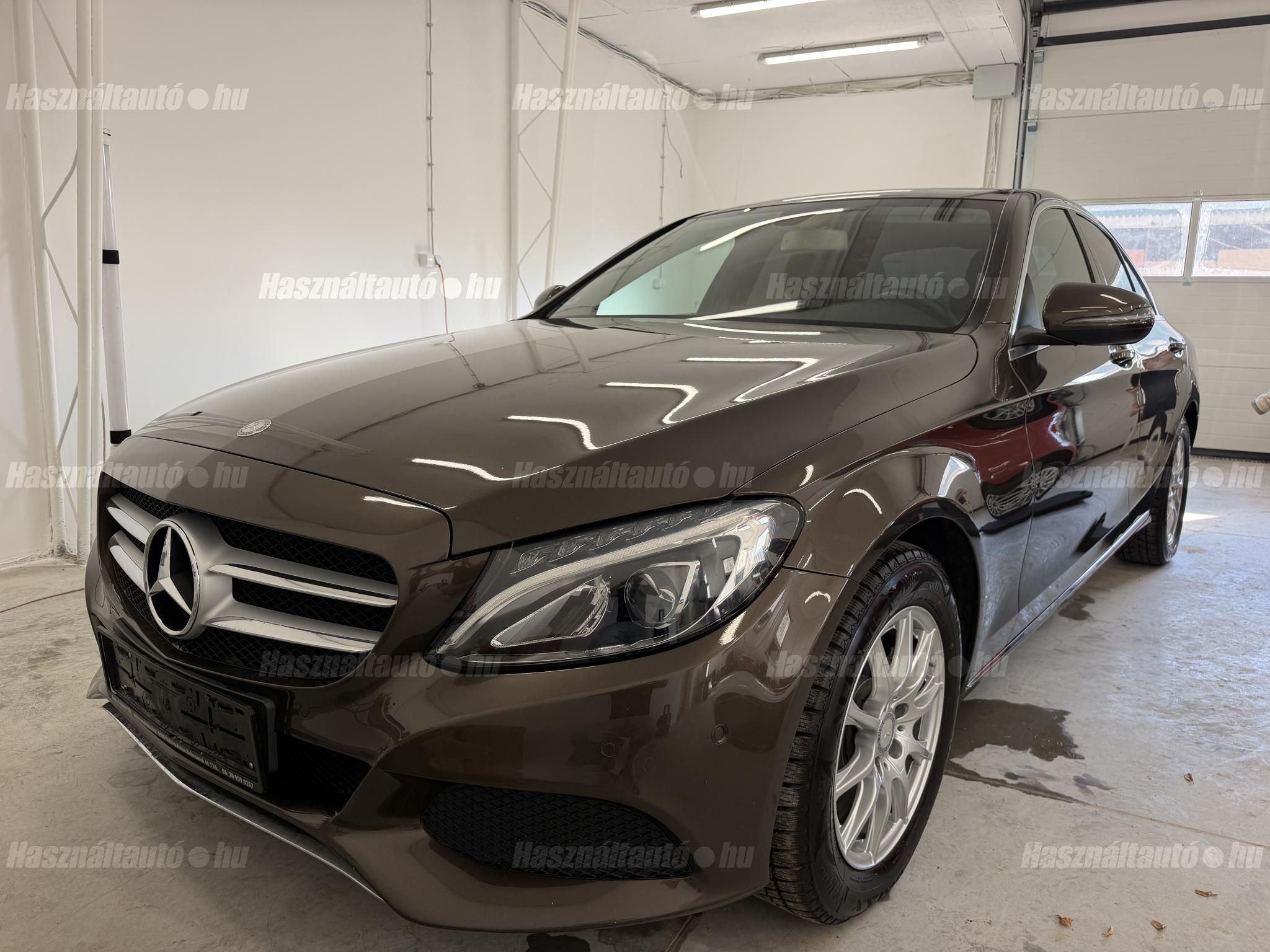 MERCEDES-BENZ C 180 2016/8 - 1