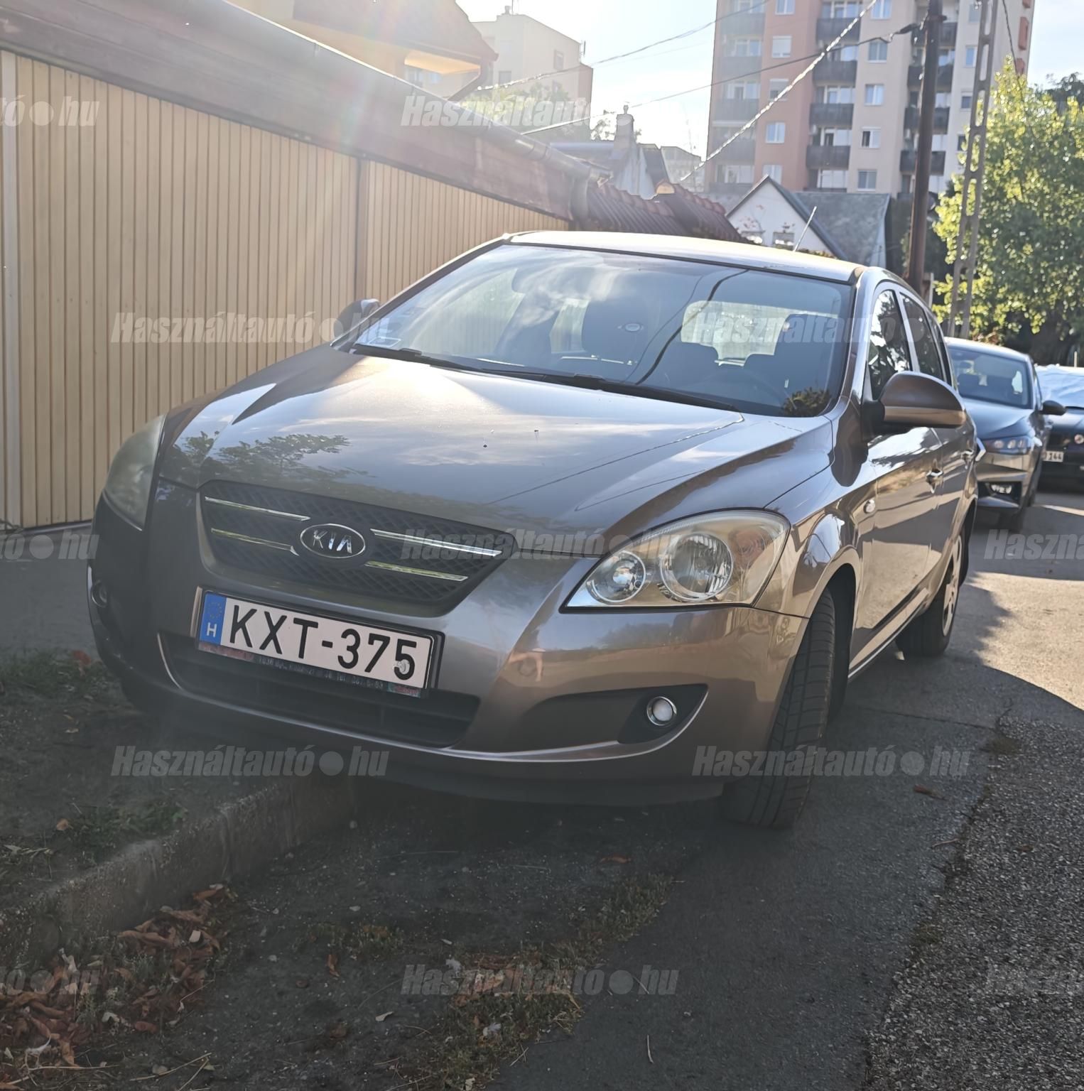 KIA CEE'D 2007/9 - 1