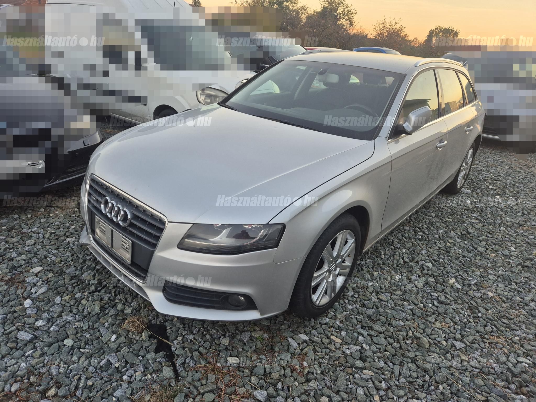 AUDI A4 2010 - 1