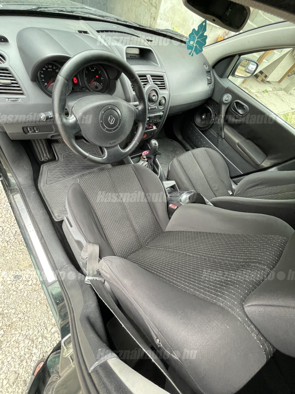 RENAULT MEGANE 2003/12 - 1