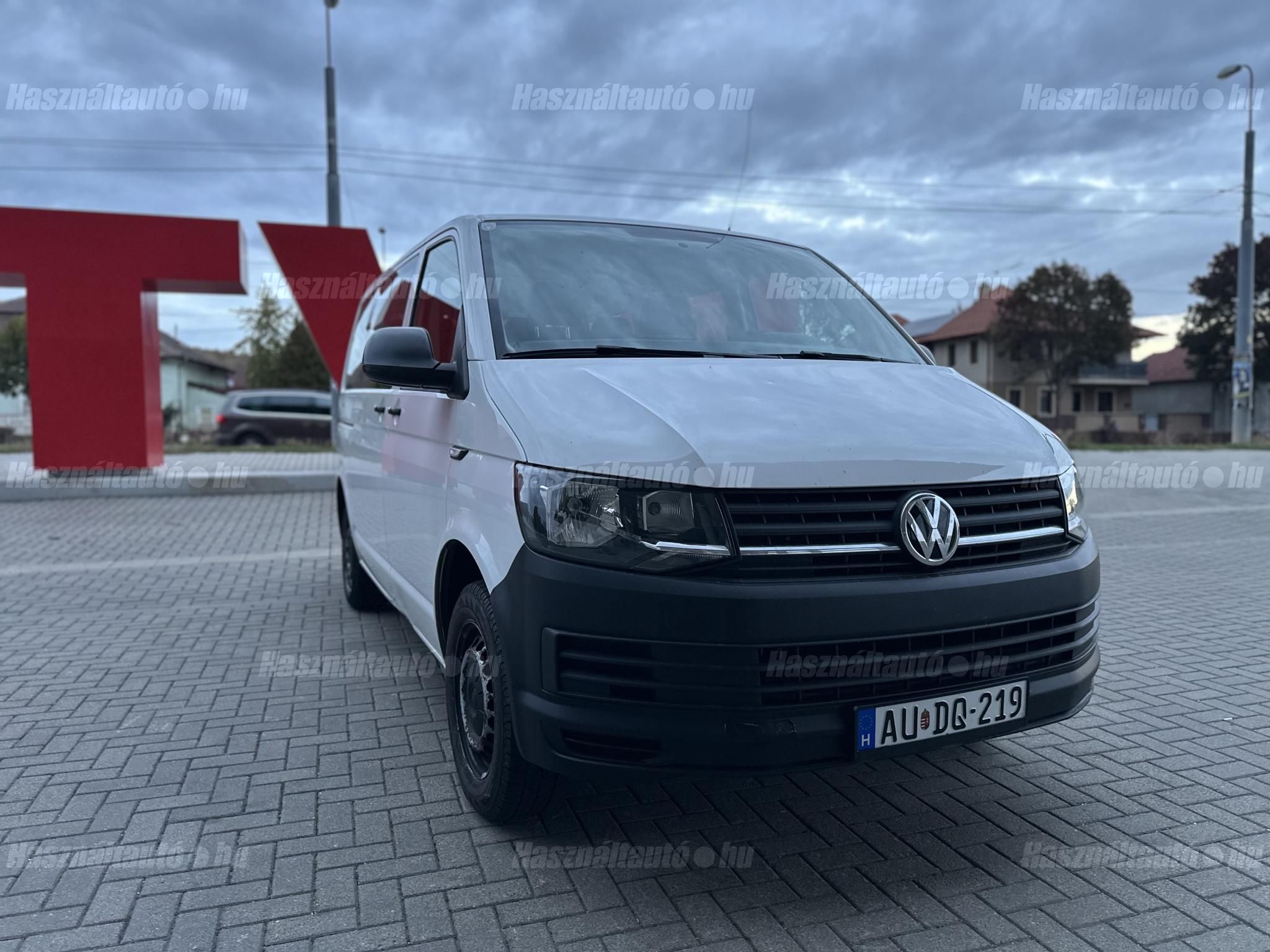VOLKSWAGEN TRANSPORTER T6 2020 - 1