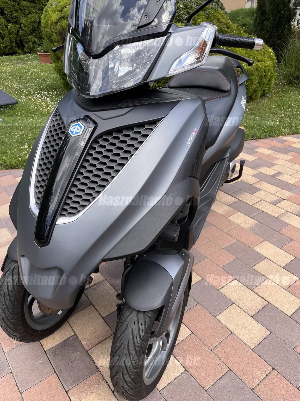 PIAGGIO MP3 YOURBAN 300 2011/11 - 1