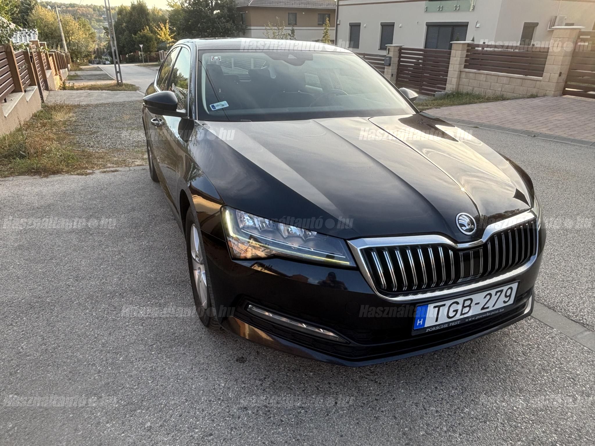 SKODA SUPERB 2022/6 - 1