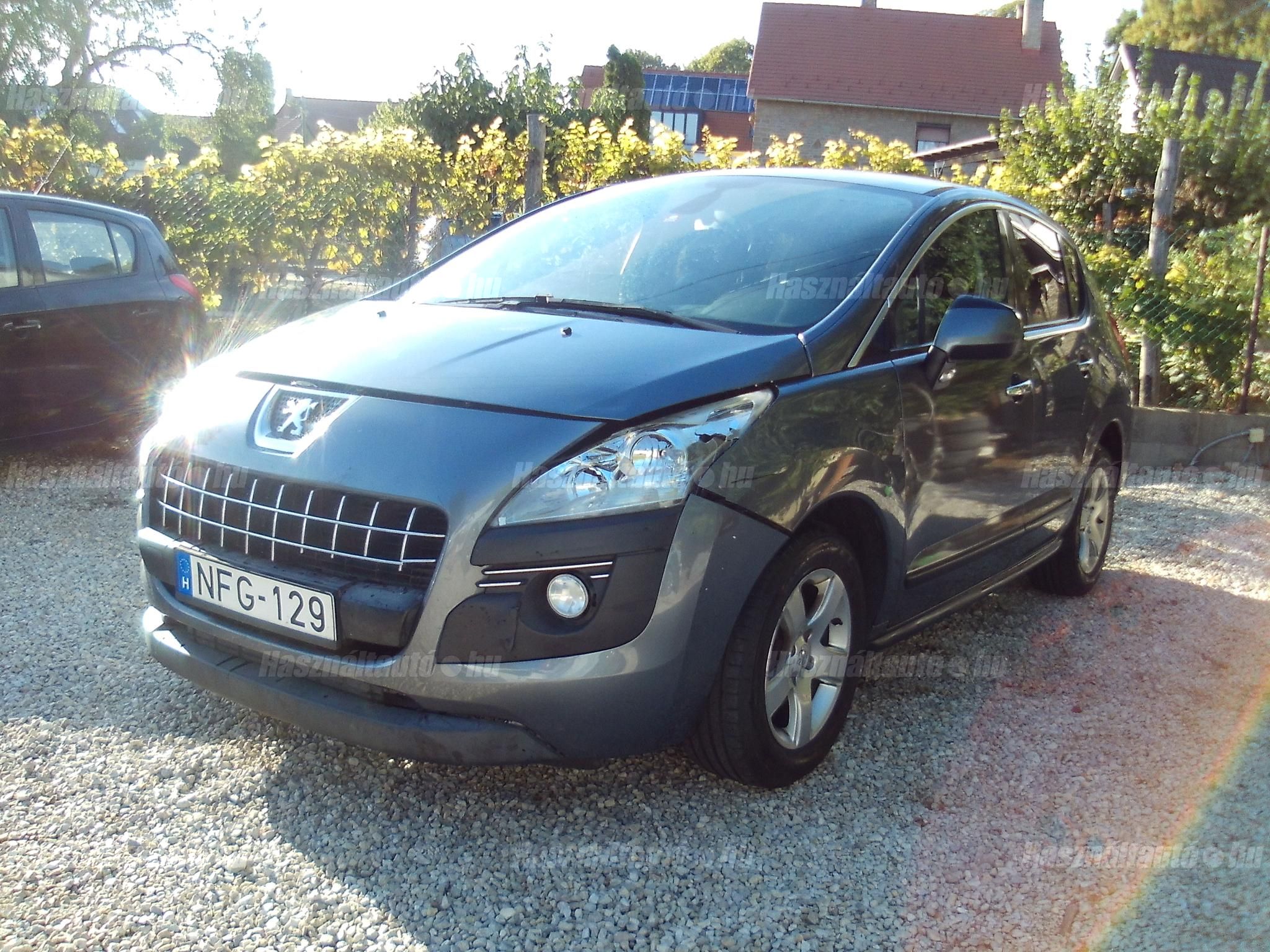 PEUGEOT 3008 2011/10 - 1
