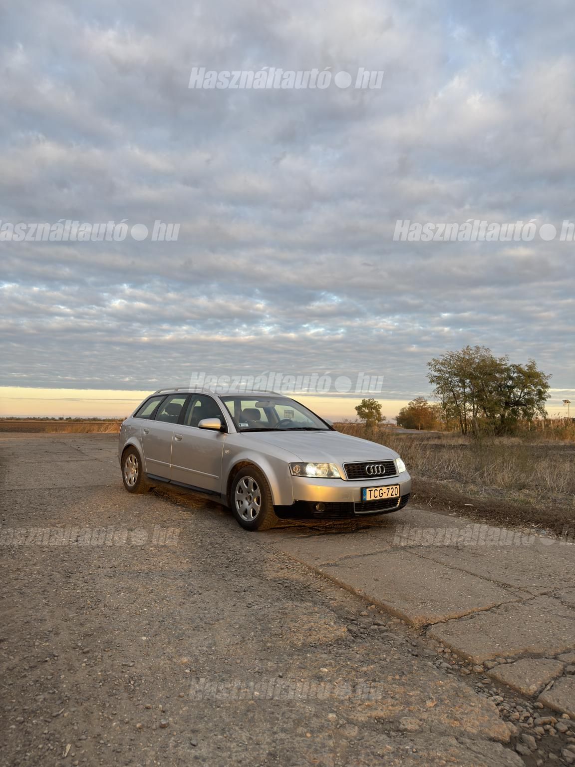 AUDI A4 2002/9 - 1