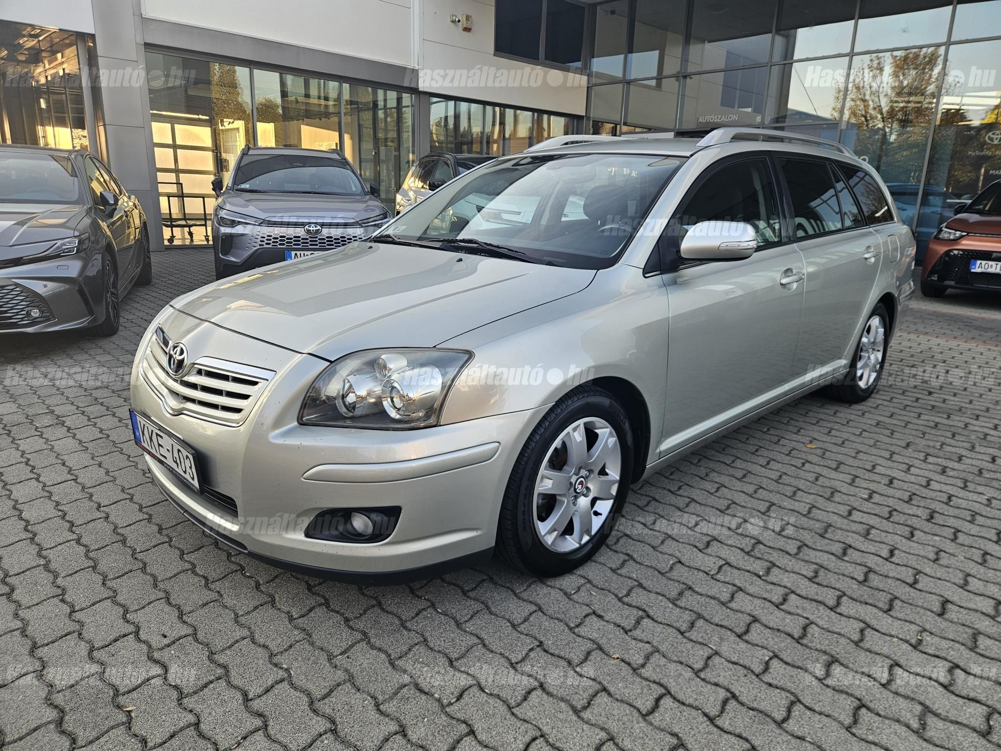 TOYOTA AVENSIS 2006/10 - 1