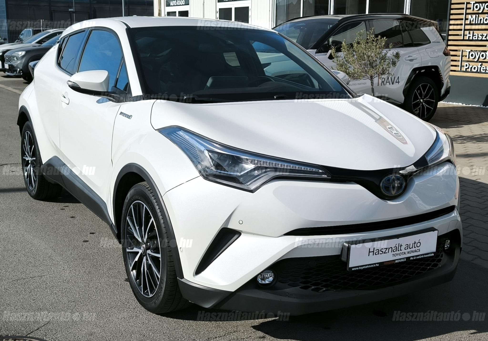TOYOTA C-HR 2018/8 - 1