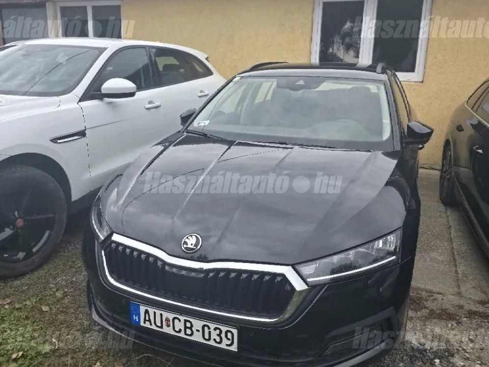 SKODA OCTAVIA 2022 - 1