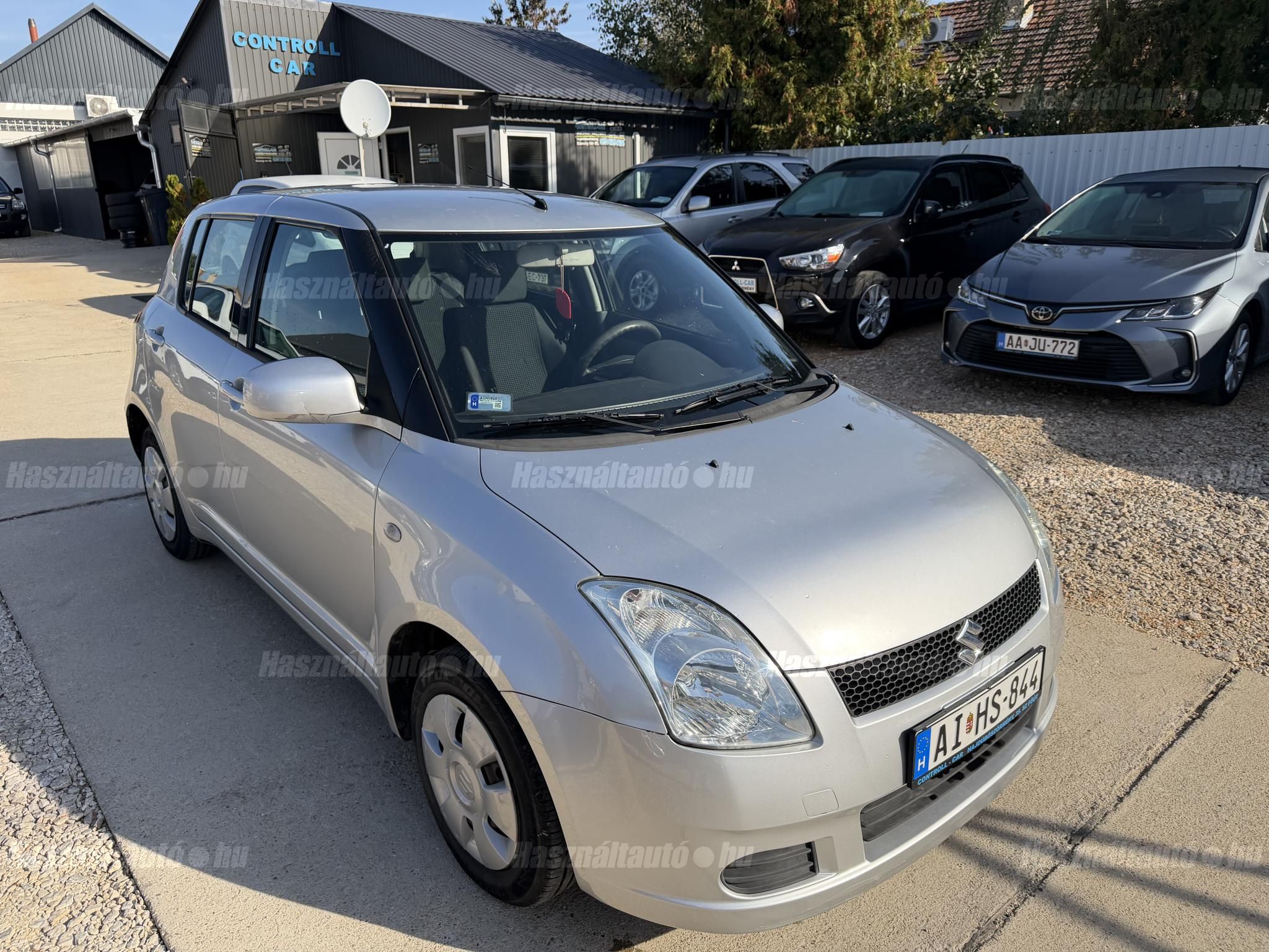 SUZUKI SWIFT 2005/12 - 1