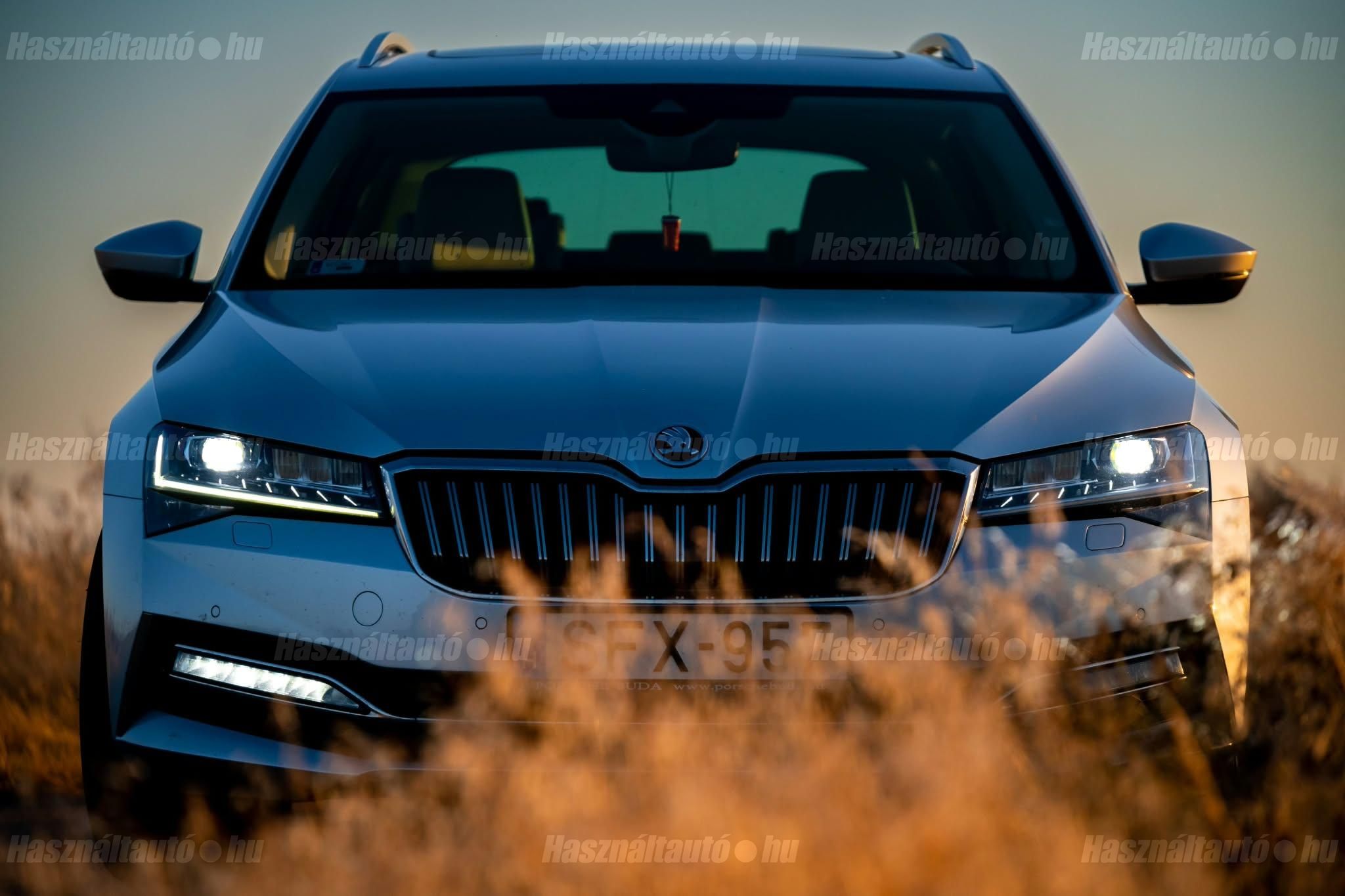 SKODA SUPERB 2020 - 1