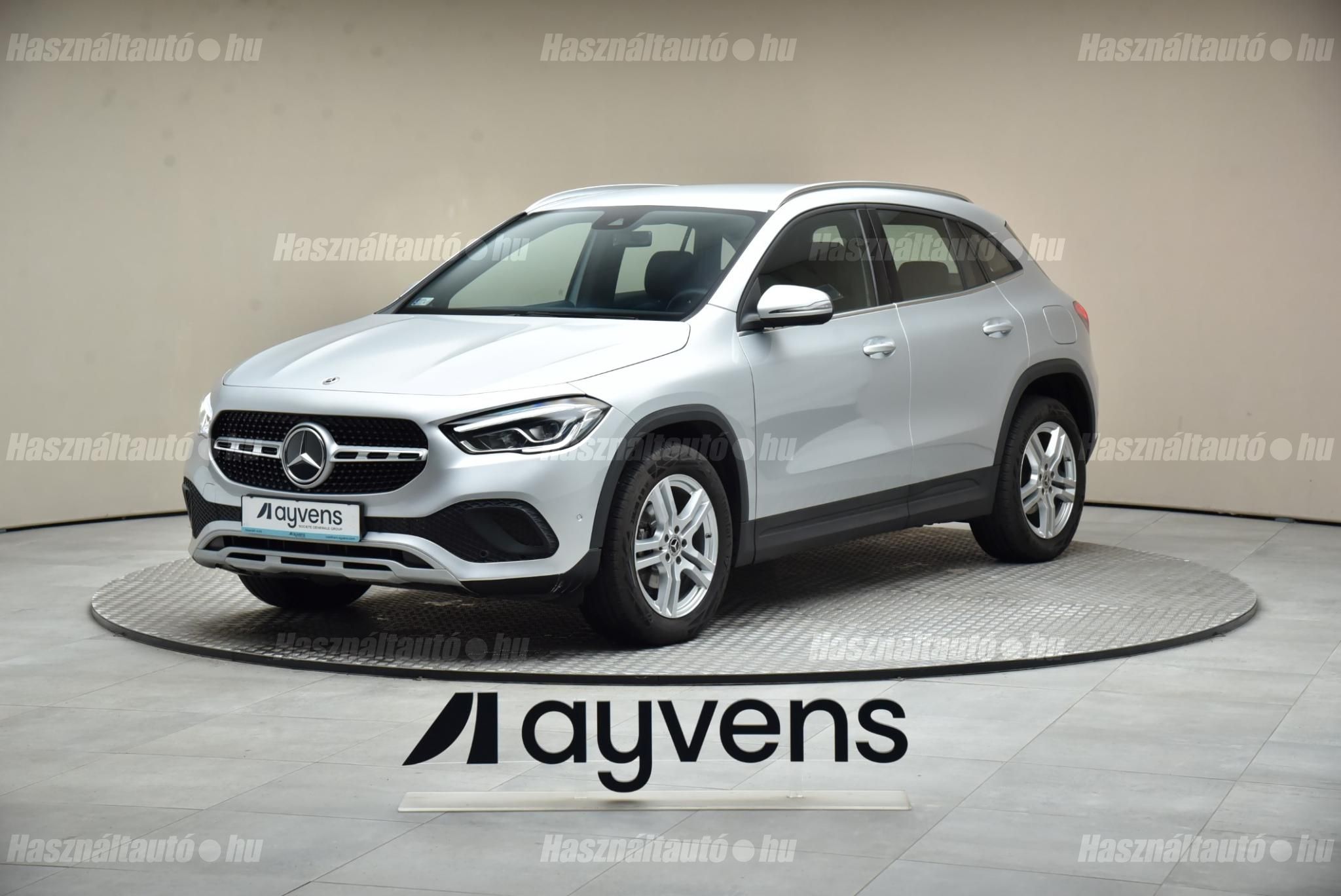 MERCEDES-BENZ GLA 180 2023/4 - 1