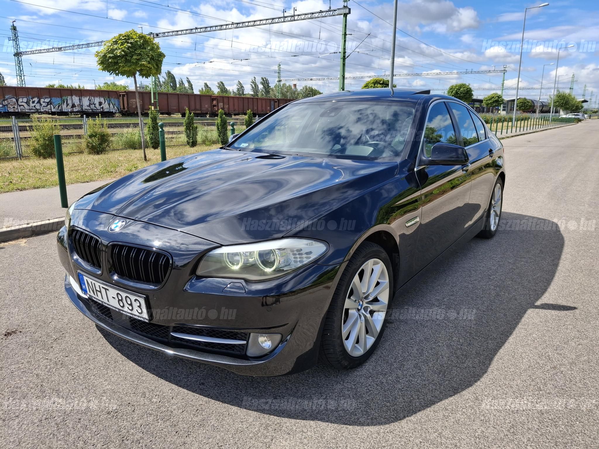 BMW 530 2011/1 - 1