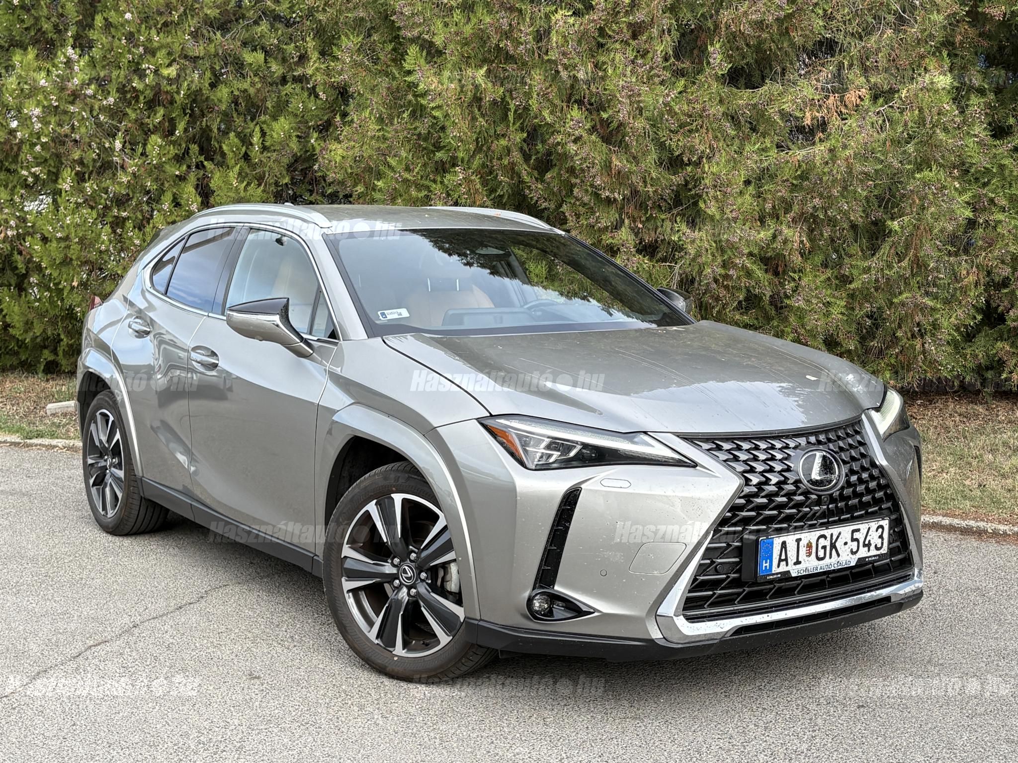LEXUS UX 2024/10 - 1