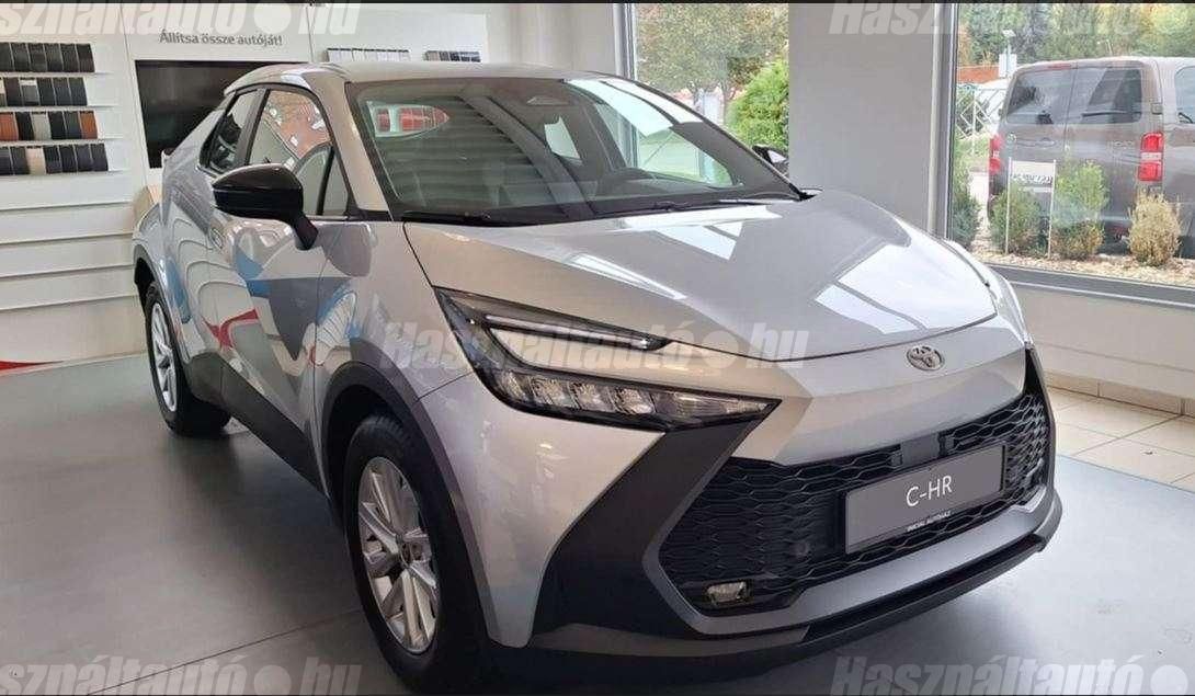 TOYOTA C-HR 2026 - 1
