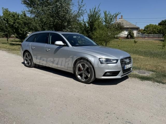 AUDI A4 2014/4 - 1